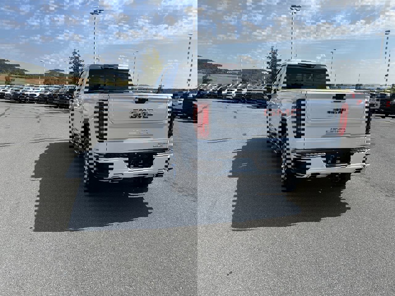 Used 2023 GMC Sierra 1500 Denali w/ Technology Package image 5