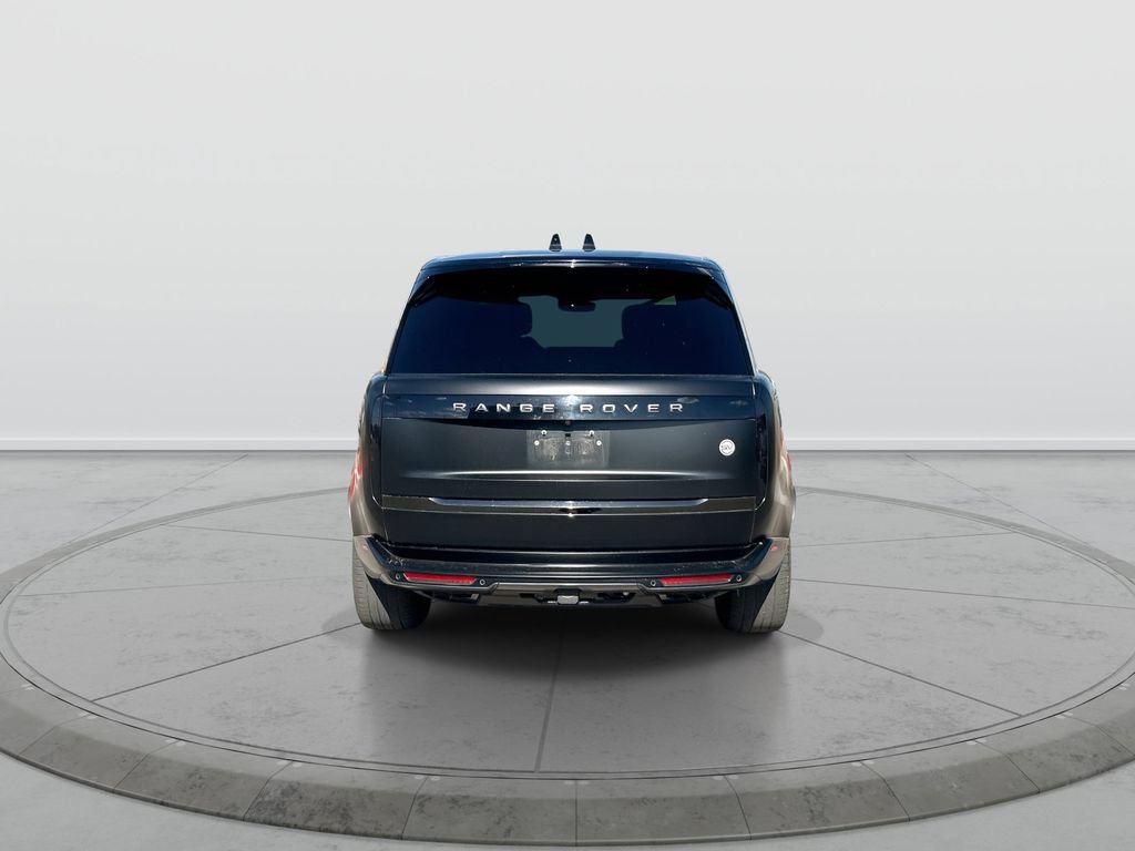 Used 2024 Land Rover Range Rover SV AWD/4WD image 7