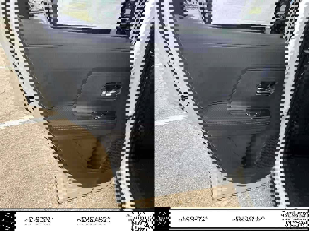 New 2025 Nissan Kicks SR image 26