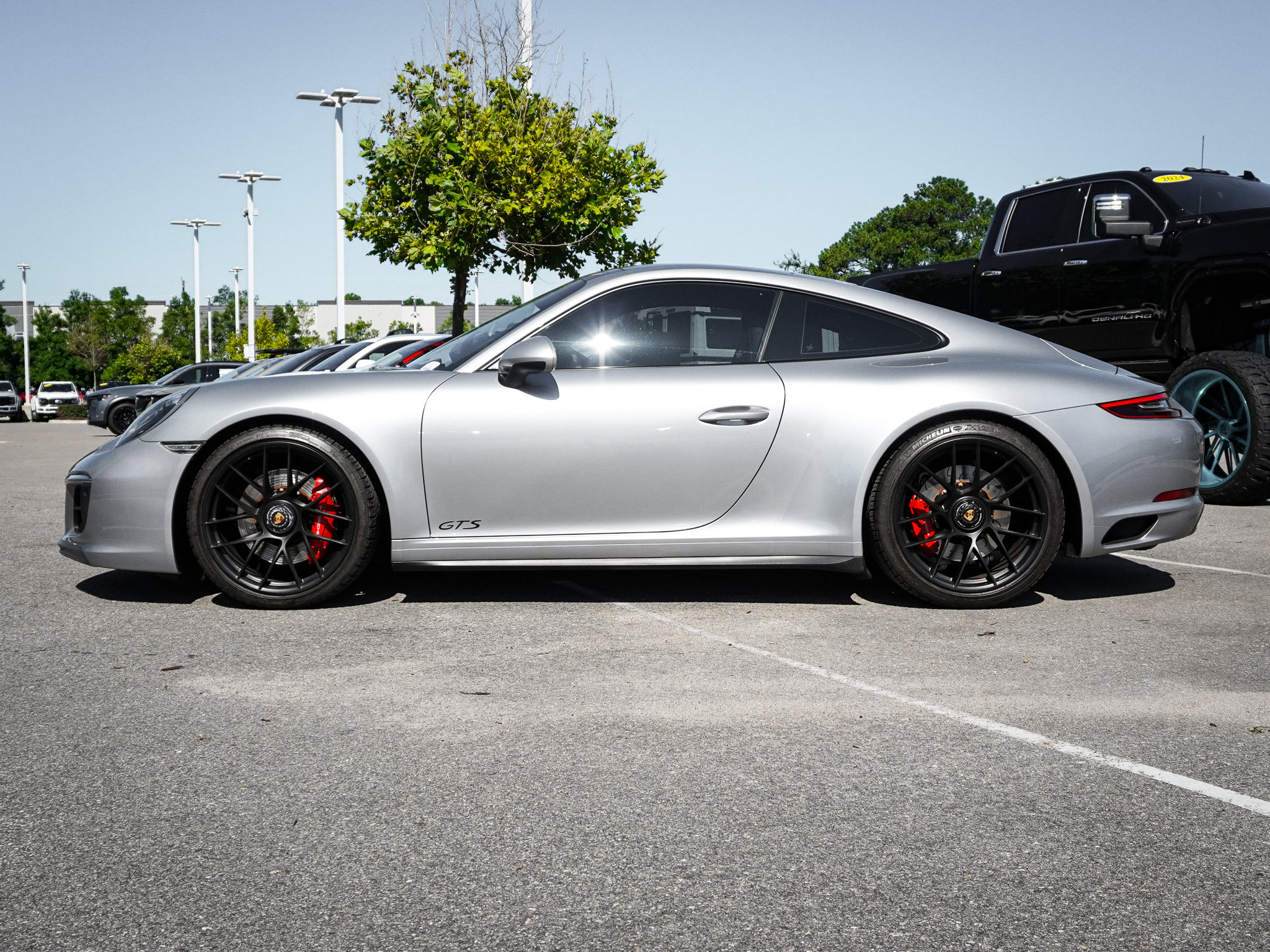 Used 2019 Porsche 911 Carrera GTS RWD image 7