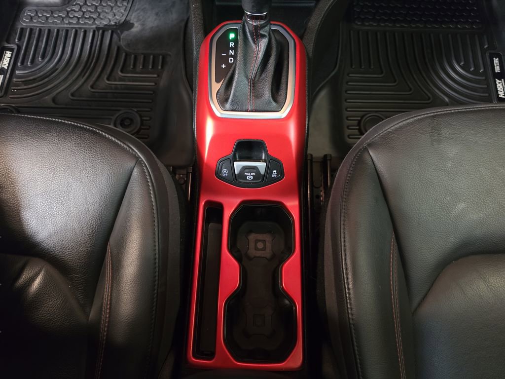 Used 2020 Jeep Renegade Trailhawk w/ Premium Leather Group AWD/4WD image 21