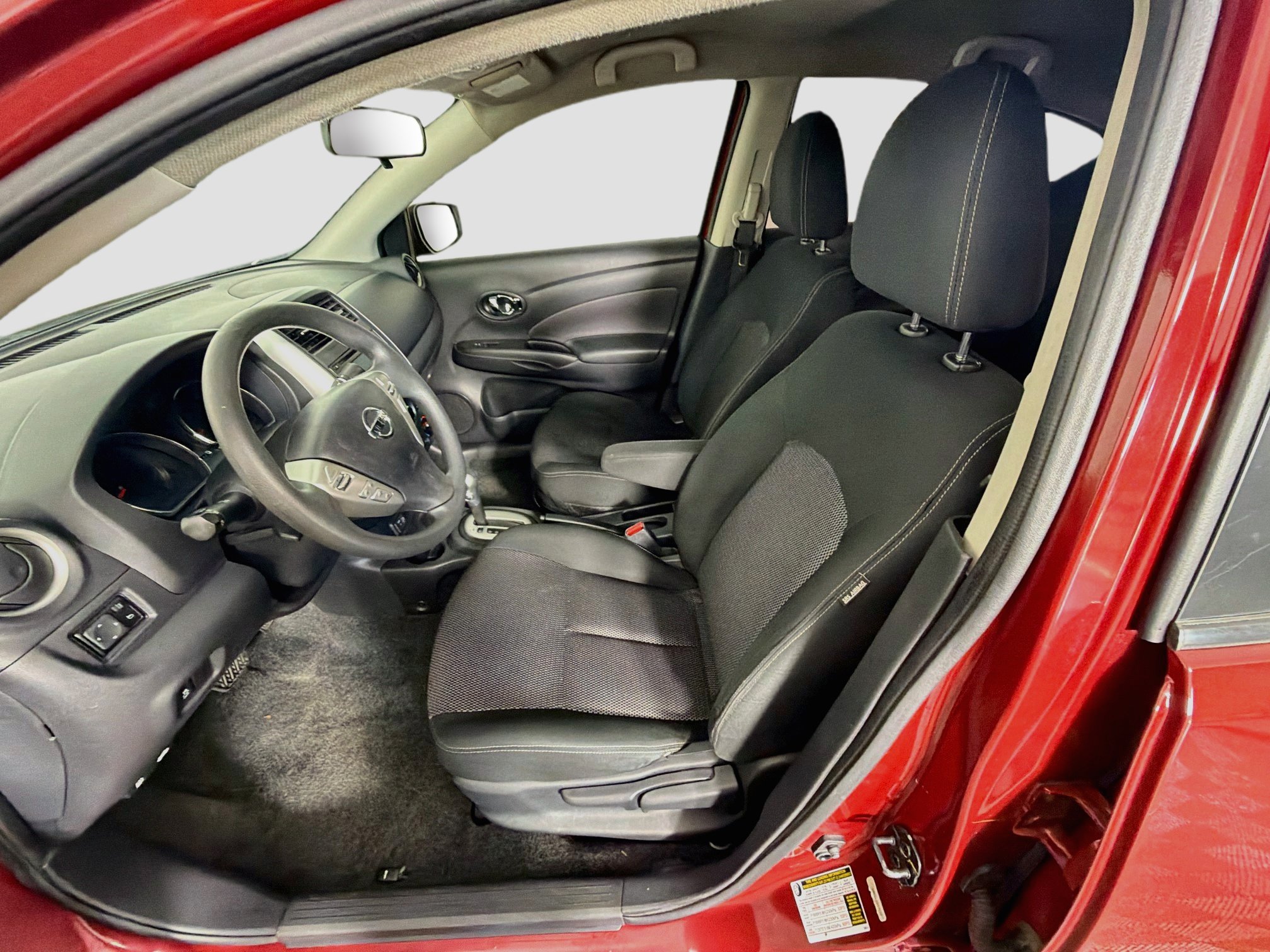 Used 2018 Nissan Versa SV FWD image 13