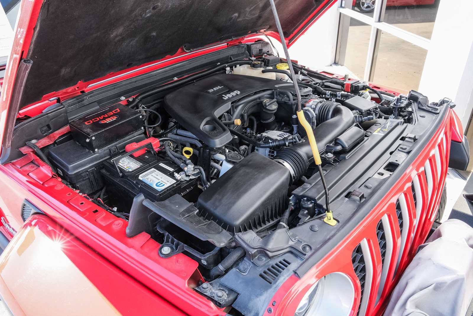 Used 2020 Jeep Gladiator Overland w/ LED Lighting Group AWD/4WD image 49