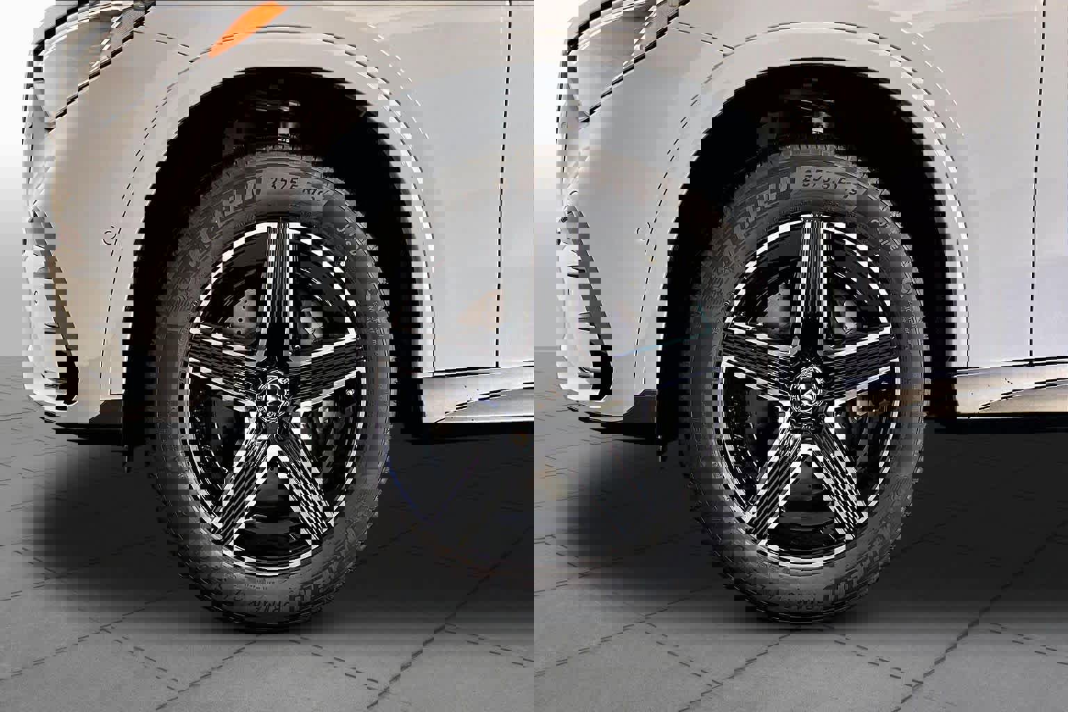 New 2026 Mercedes-Benz GLC 300 4MATIC image 17