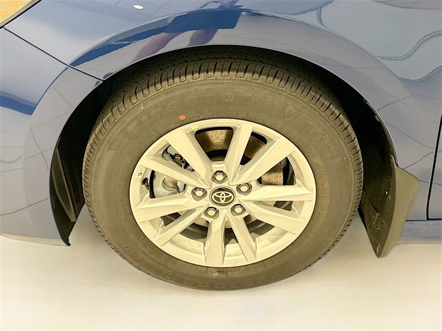 New 2025 Toyota Camry LE w/ Convenience Package image 24