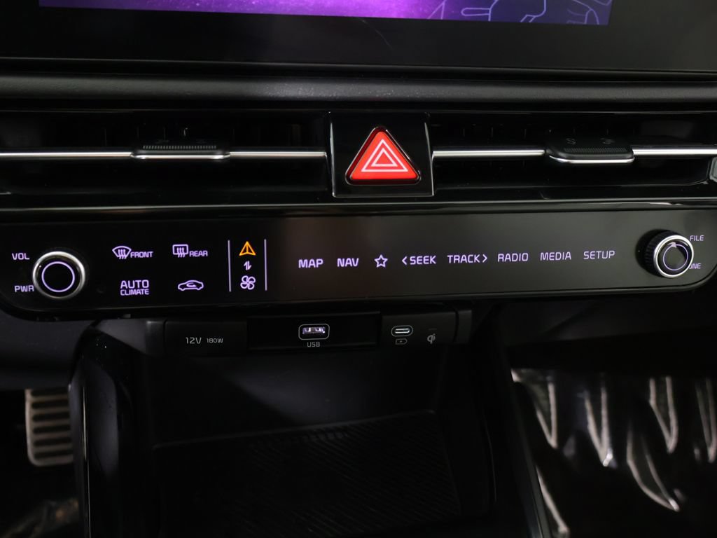 Used 2023 Kia Niro EX Touring FWD image 50