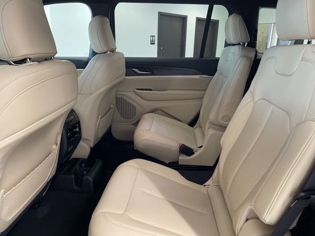 New 2025 Jeep Grand Cherokee L Limited w/ Trailer Tow Package image 25