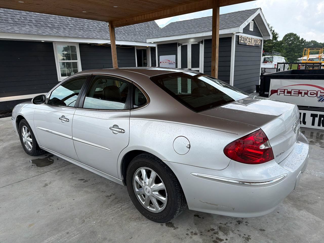 Used 2005 Buick LaCrosse CXL w/ Chrome Appearance Package FWD image 4