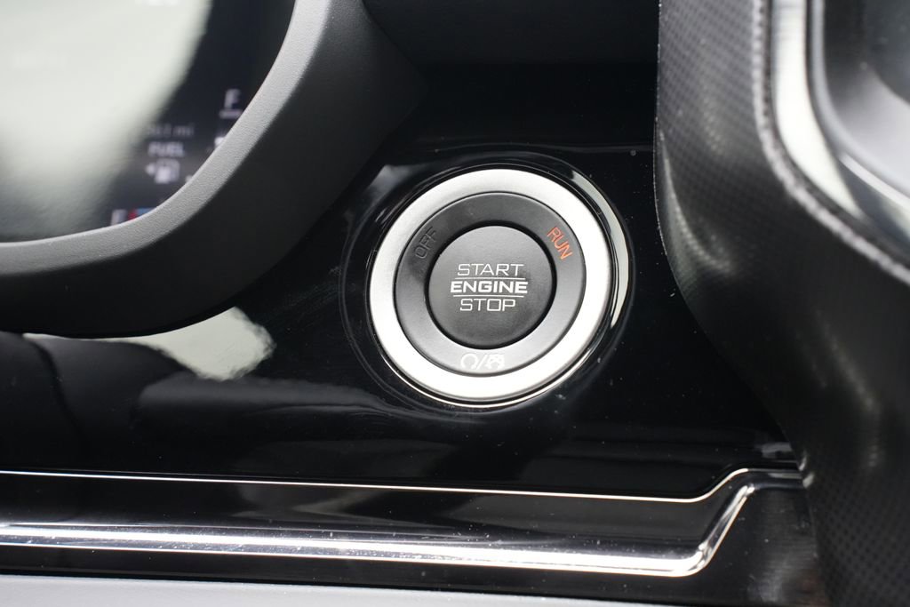 Used 2025 RAM 1500 Limited AWD/4WD image 13