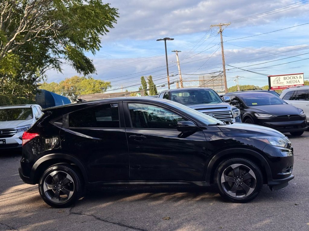 Used 2018 Honda HR-V EX image 7