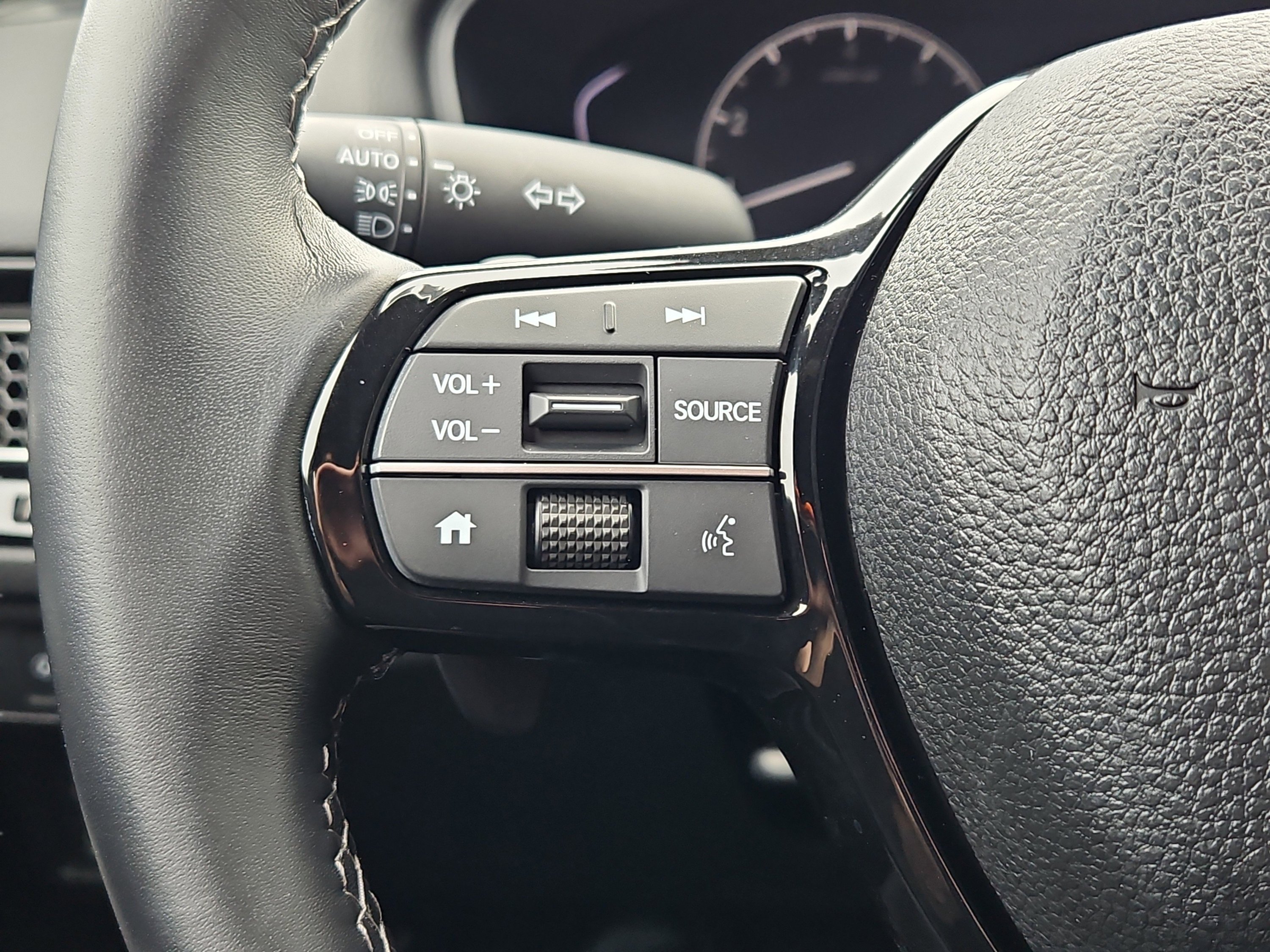 Certified 2024 Honda Civic Sport image 12