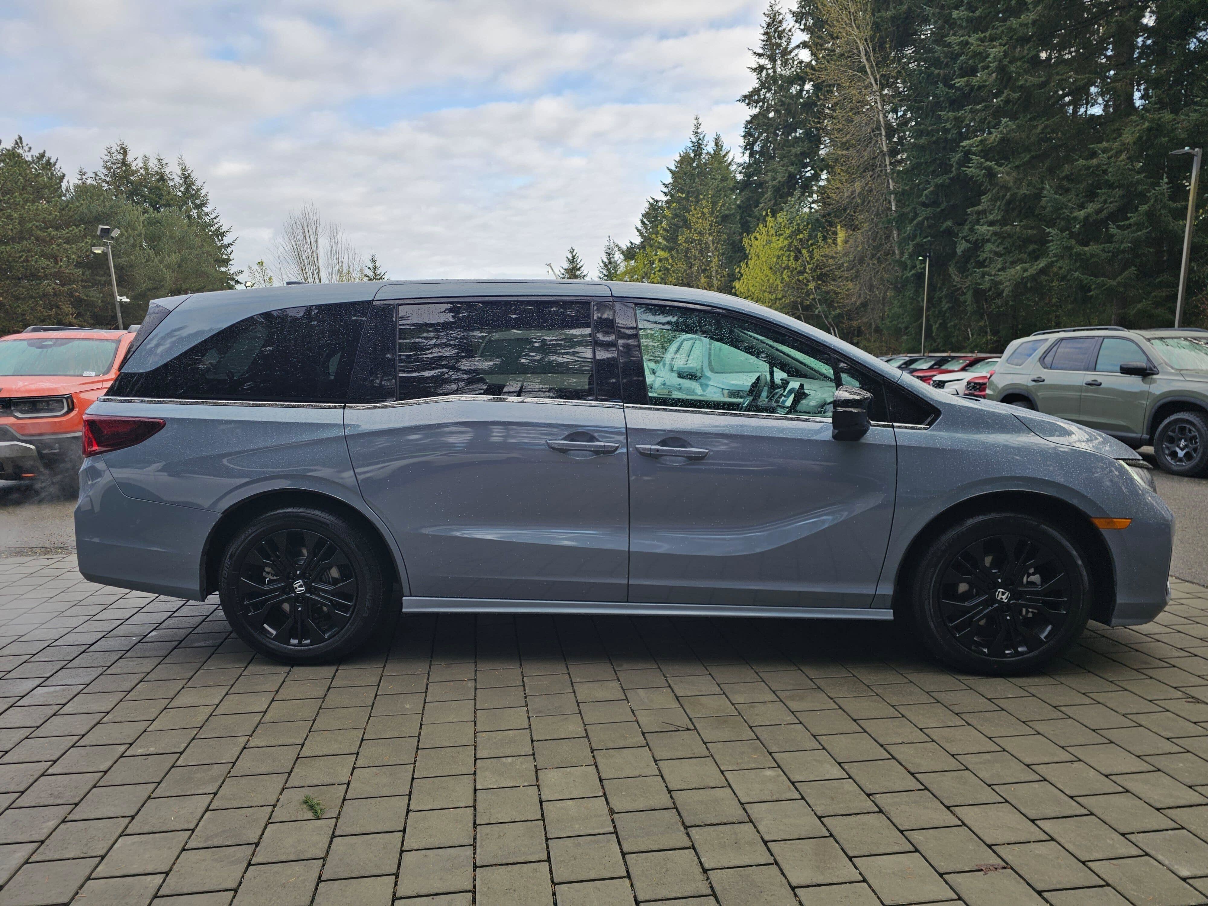 Certified 2026 Honda Odyssey Sport-L image 8