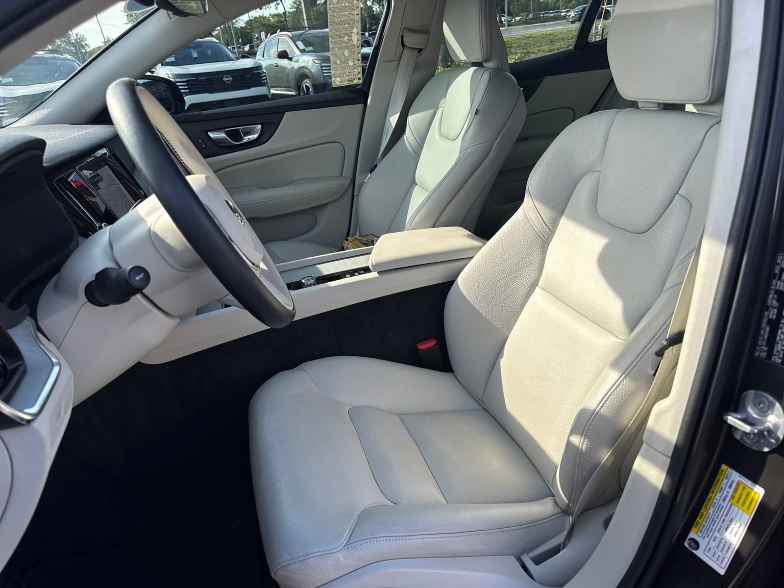 Used 2024 Volvo S60 B5 Plus w/ Protection Package Premier AWD/4WD image 37