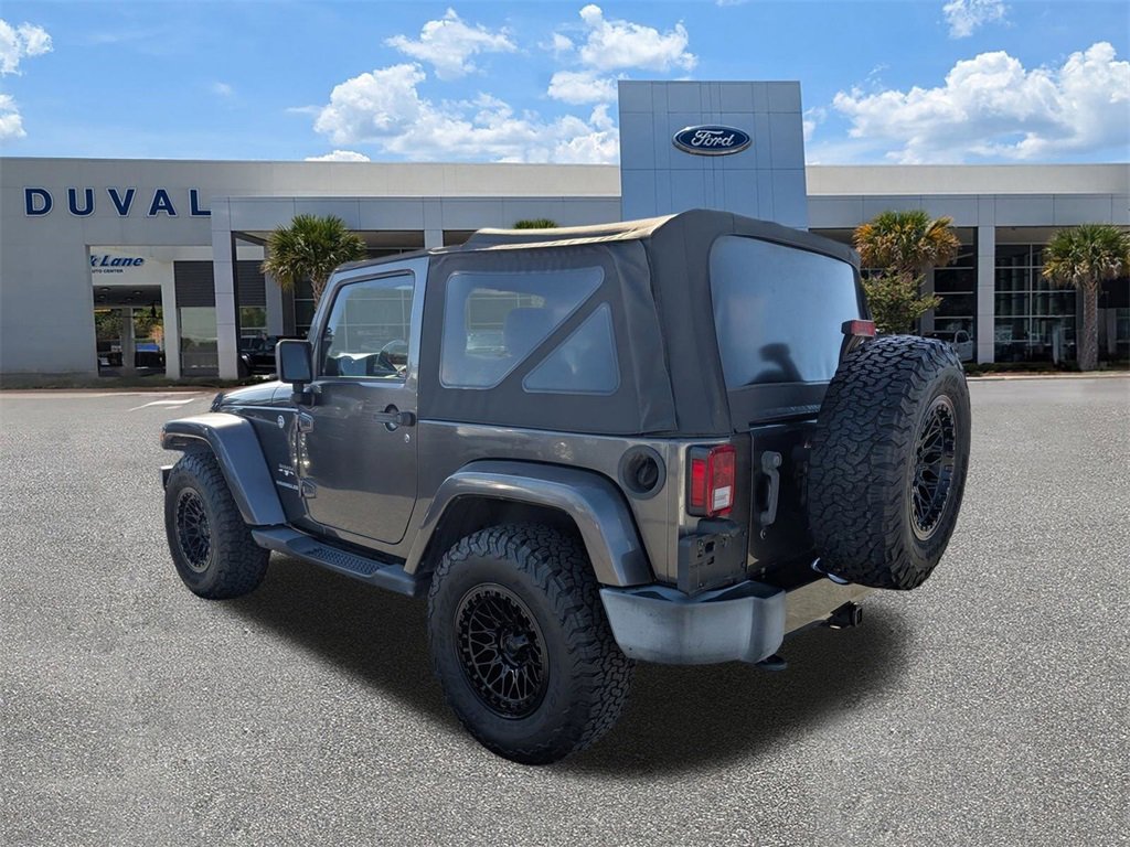 Used 2016 Jeep Wrangler Sahara w/ Connectivity Group image 6