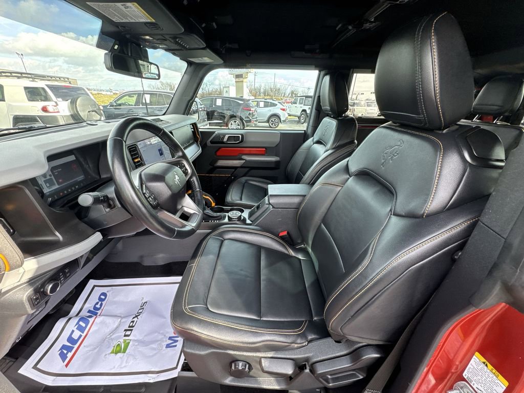 Used 2023 Ford Bronco Badlands image 11