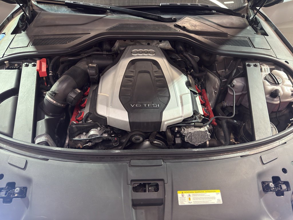 Used 2015 Audi A8 L 3.0T w/ Premium Package image 31