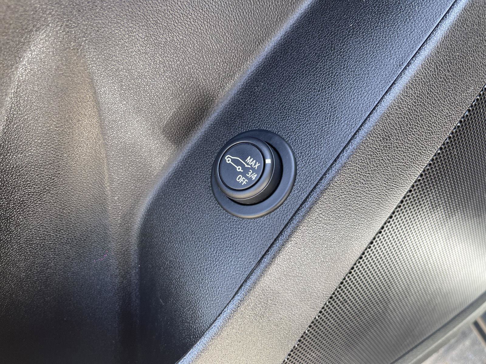 Used 2024 Chevrolet Equinox LT w/ LPO, Floor Liner Package FWD image 13