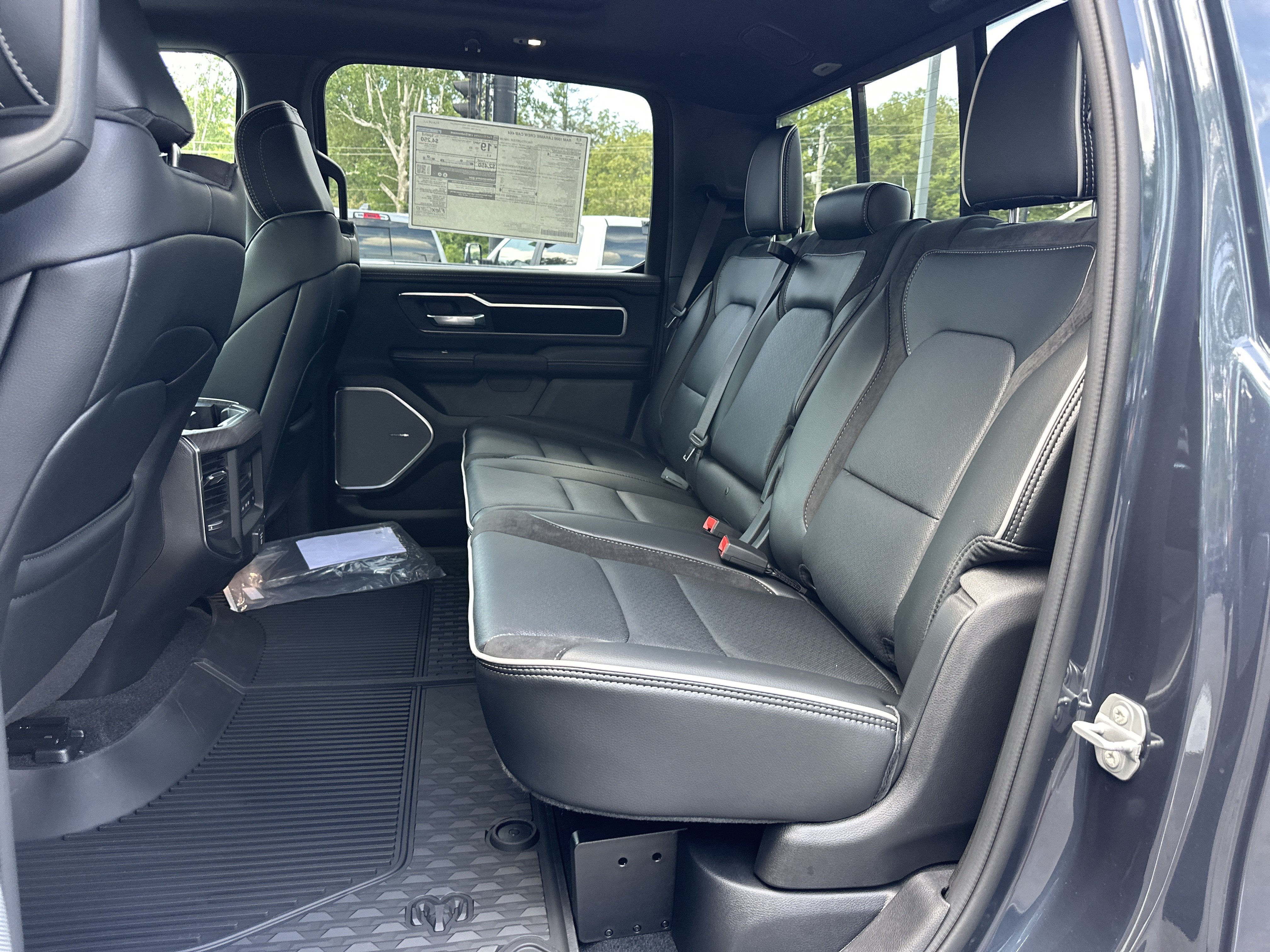 New 2027 RAM 1500 Laramie w/ Night Edition AWD/4WD image 33