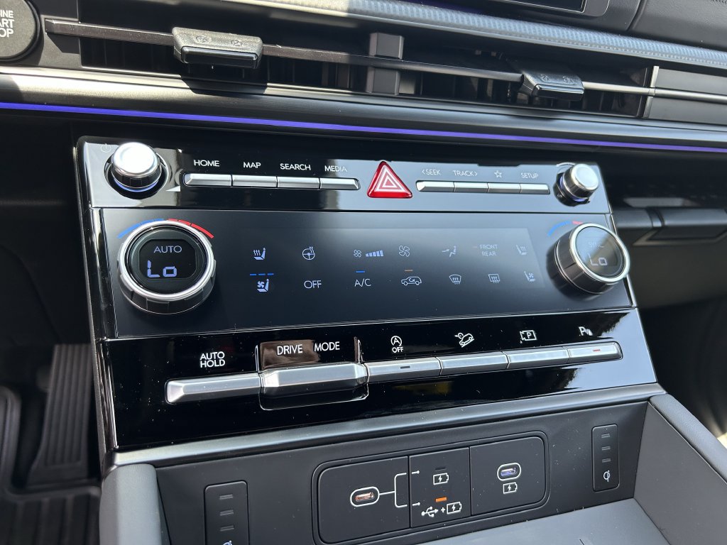 New 2026 Hyundai Santa Fe Calligraphy FWD image 27