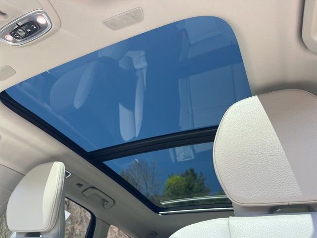 Used 2021 Volvo XC60 T5 Momentum w/ Advanced Package AWD/4WD image 29