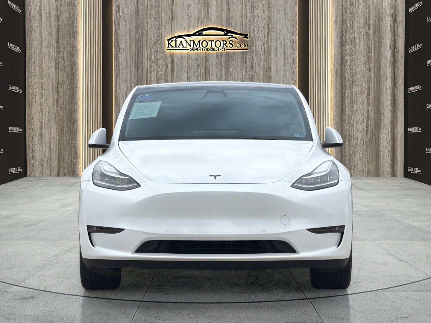 Used 2021 Tesla Model Y Long Range AWD/4WD image 2