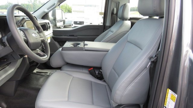 New 2026 Ford F250 XL image 4