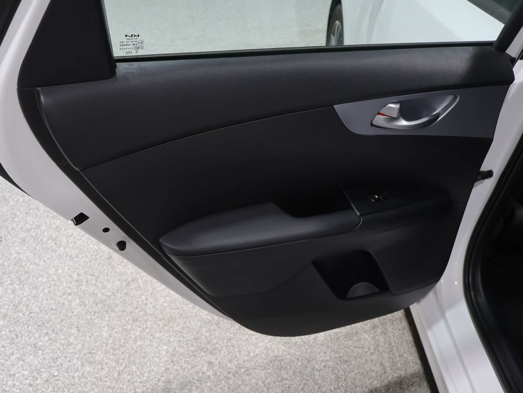 Used 2023 Kia Forte LXS FWD image 18