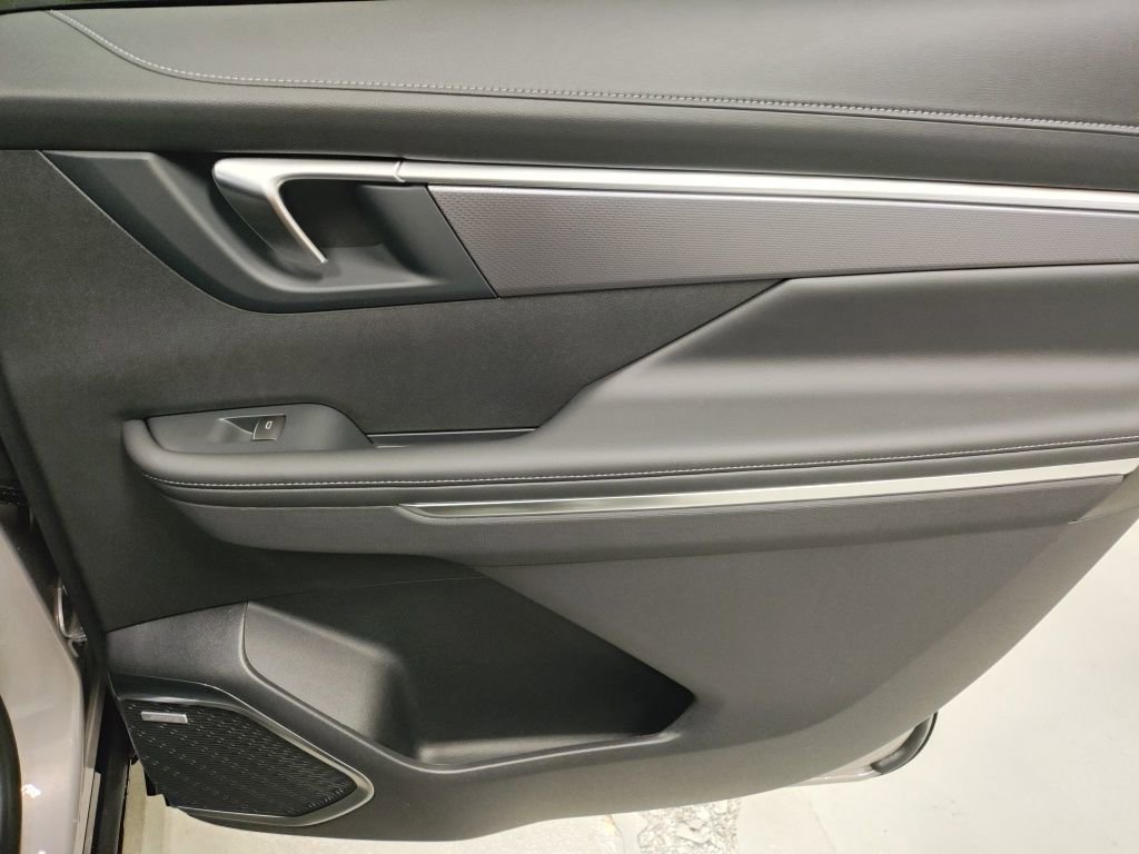 New 2026 Buick Enclave Sport Touring w/ Power Package image 15