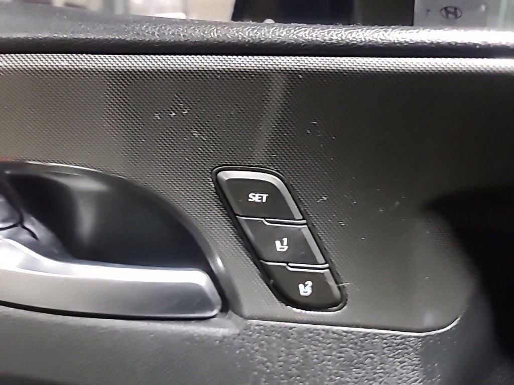 Certified 2022 Hyundai Santa Fe Limited w/ Cargo Package image 20