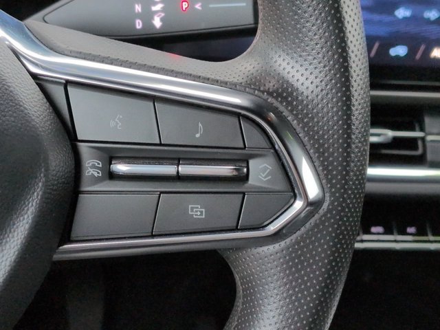 Used 2025 Chevrolet Equinox EV LT FWD image 23