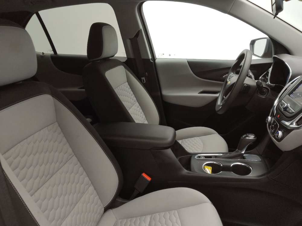 Used 2020 Chevrolet Equinox LS w/ LS Convenience Package image 21