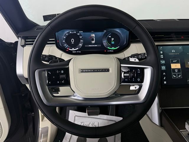 New 2025 Land Rover Range Rover SE image 39