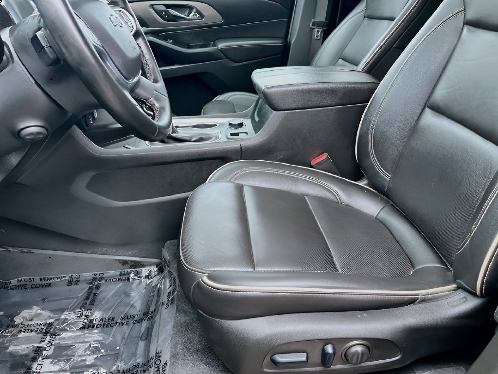 Used 2023 Chevrolet Traverse Premier w/ Redline Edition AWD/4WD image 22
