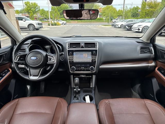 Used 2018 Subaru Outback 3.6R Touring w/ Popular Package #3 AWD/4WD image 12