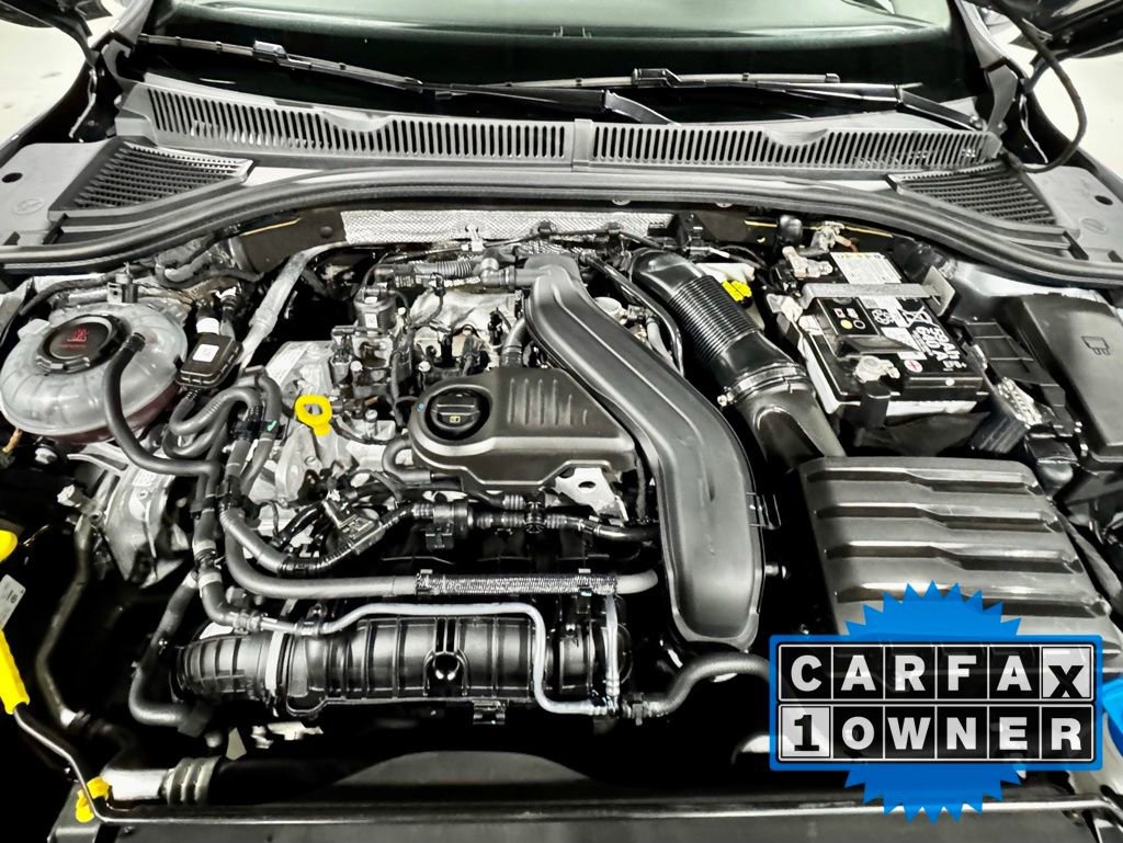 Used 2024 Volkswagen Jetta SE image 12