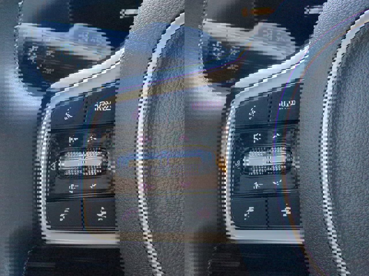 Used 2024 Kia Sorento S w/ Panoramic Sunroof Package image 24