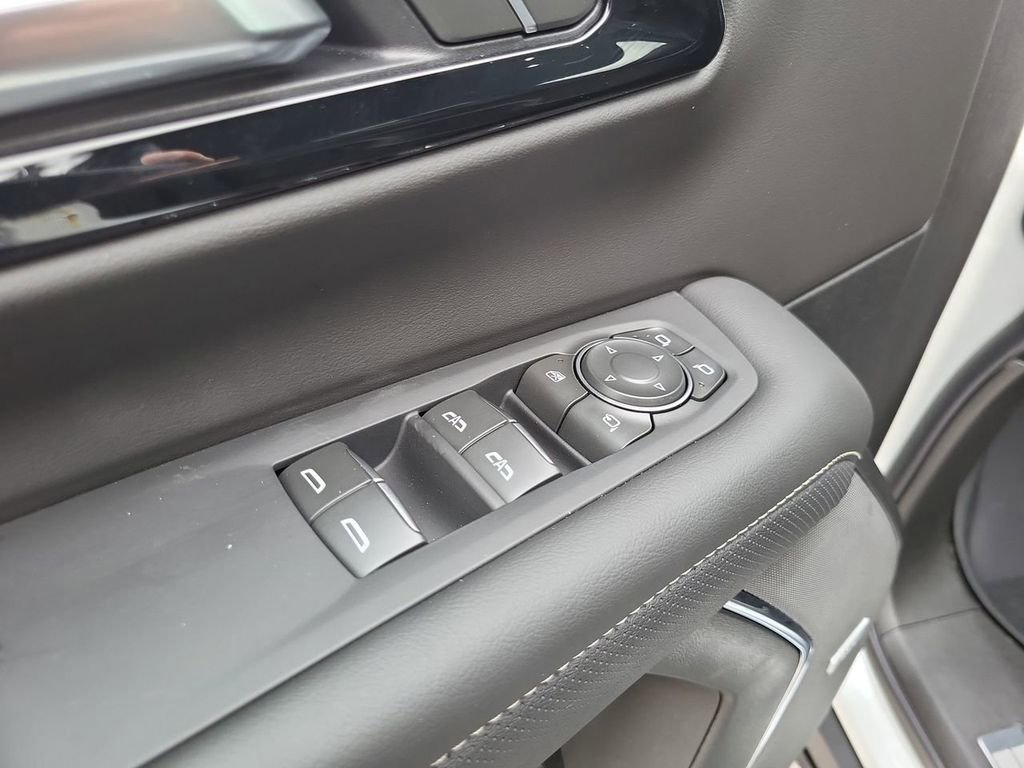 New 2025 Chevrolet Tahoe Premier image 13