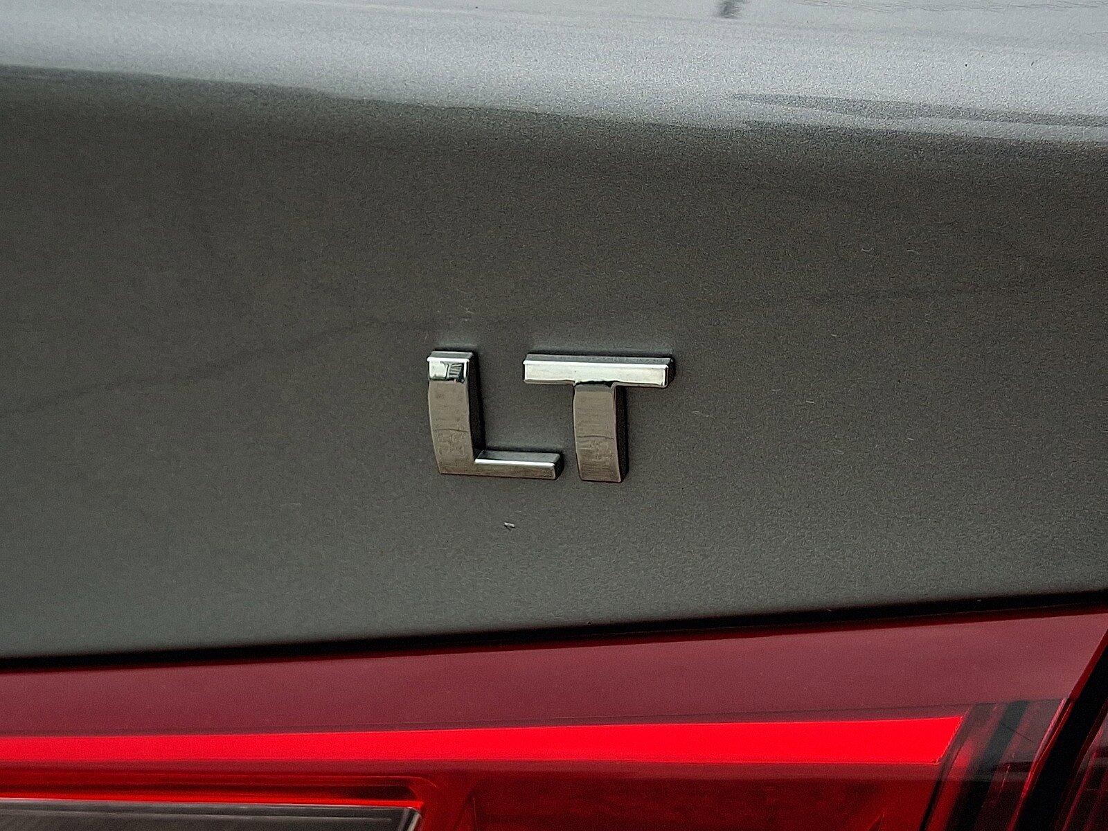Used 2024 Chevrolet Malibu LT FWD image 30
