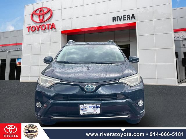Used 2017 Toyota RAV4 Limited w/ Carpet Mat Package AWD/4WD image 4