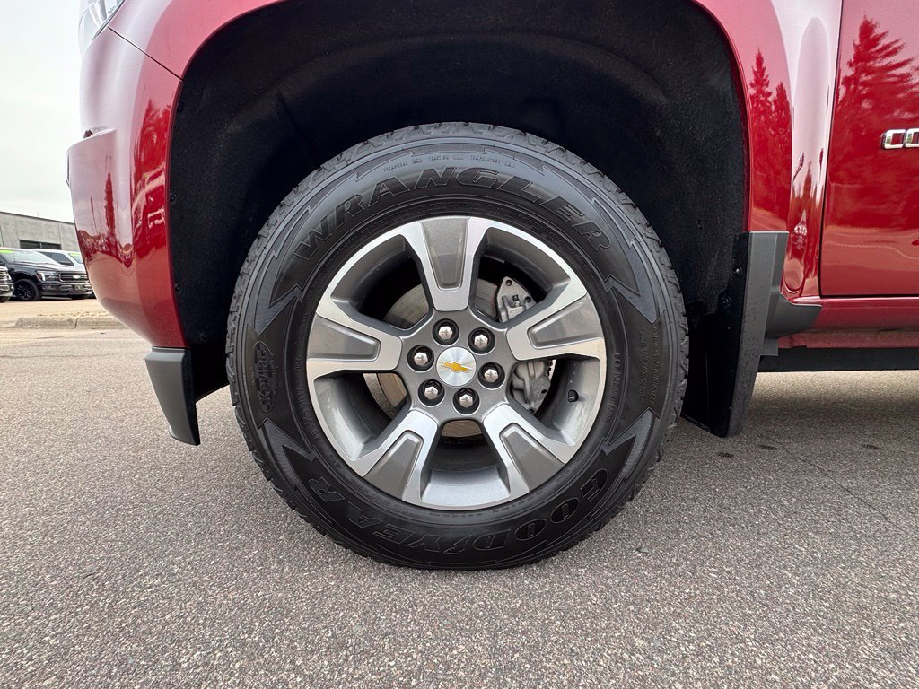 Used 2018 Chevrolet Colorado Z71 AWD/4WD image 17