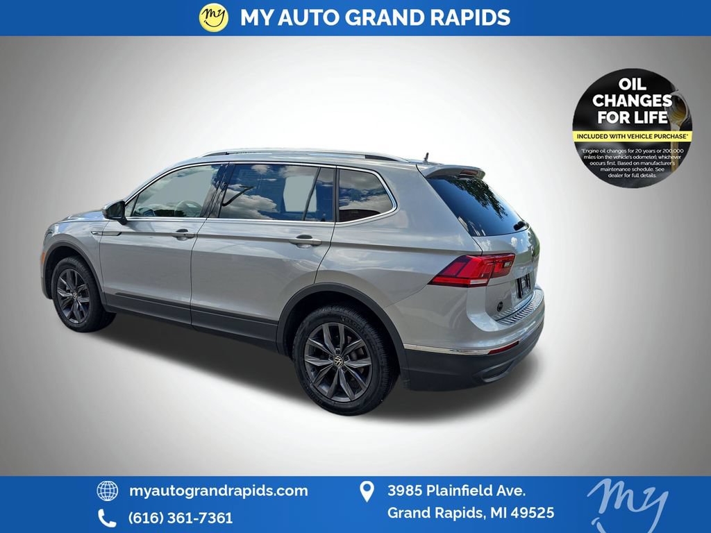 Used 2023 Volkswagen Tiguan SE AWD/4WD image 5