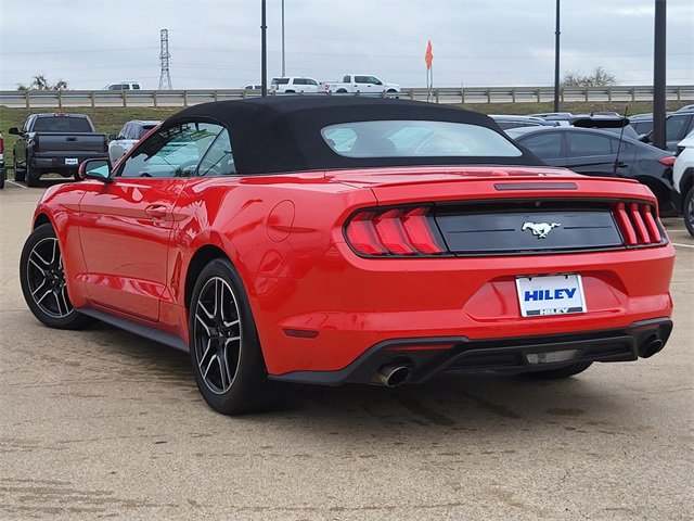 Used 2023 Ford Mustang Premium image 3