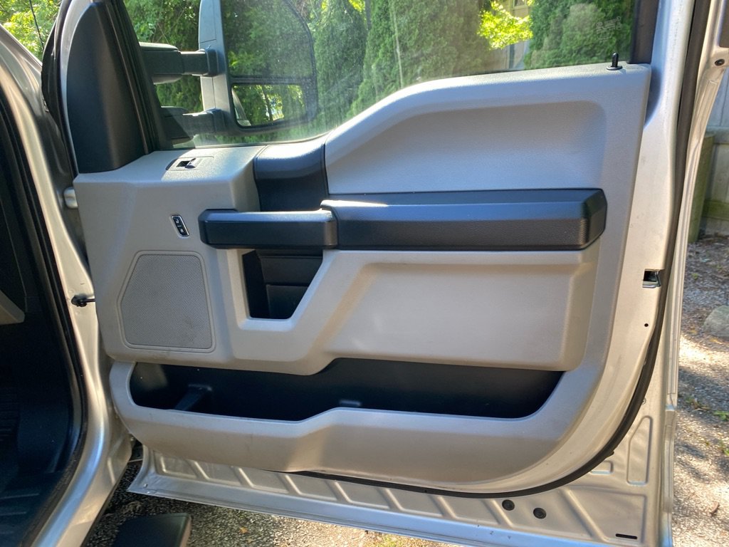 Used 2018 Ford F250 XL w/ Power Equipment Group AWD/4WD image 24