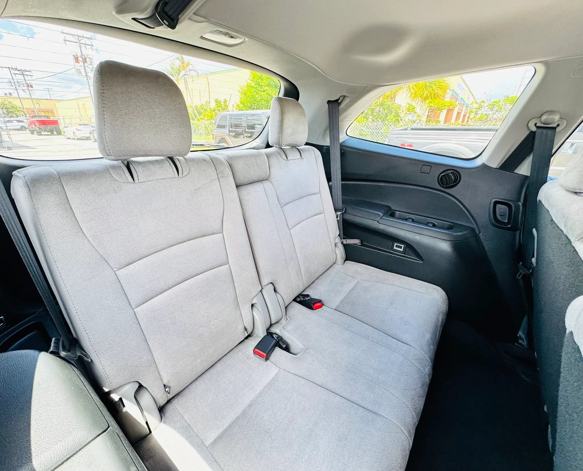 Used 2021 Honda Pilot LX image 16