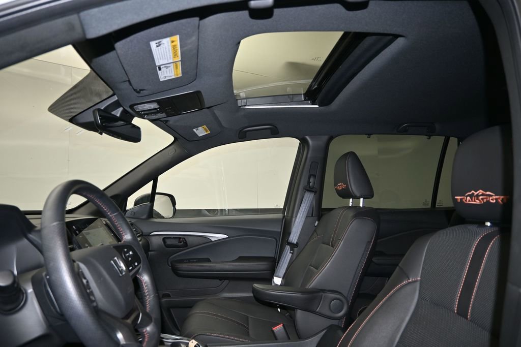Used 2023 Honda Passport TrailSport image 19
