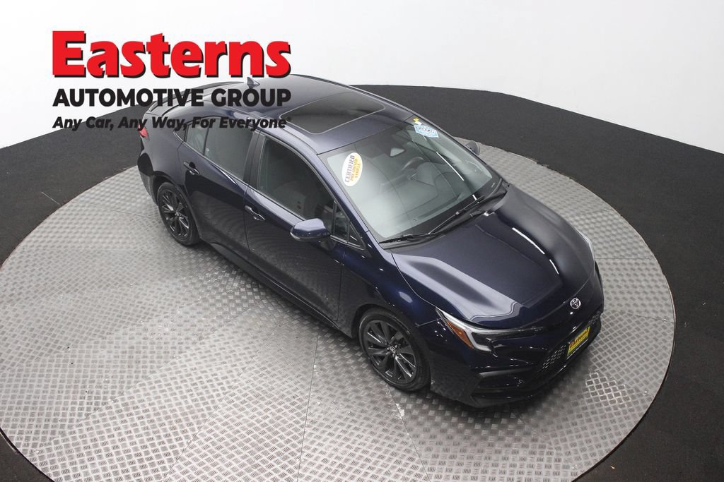 Used 2023 Toyota Corolla XSE FWD image 3