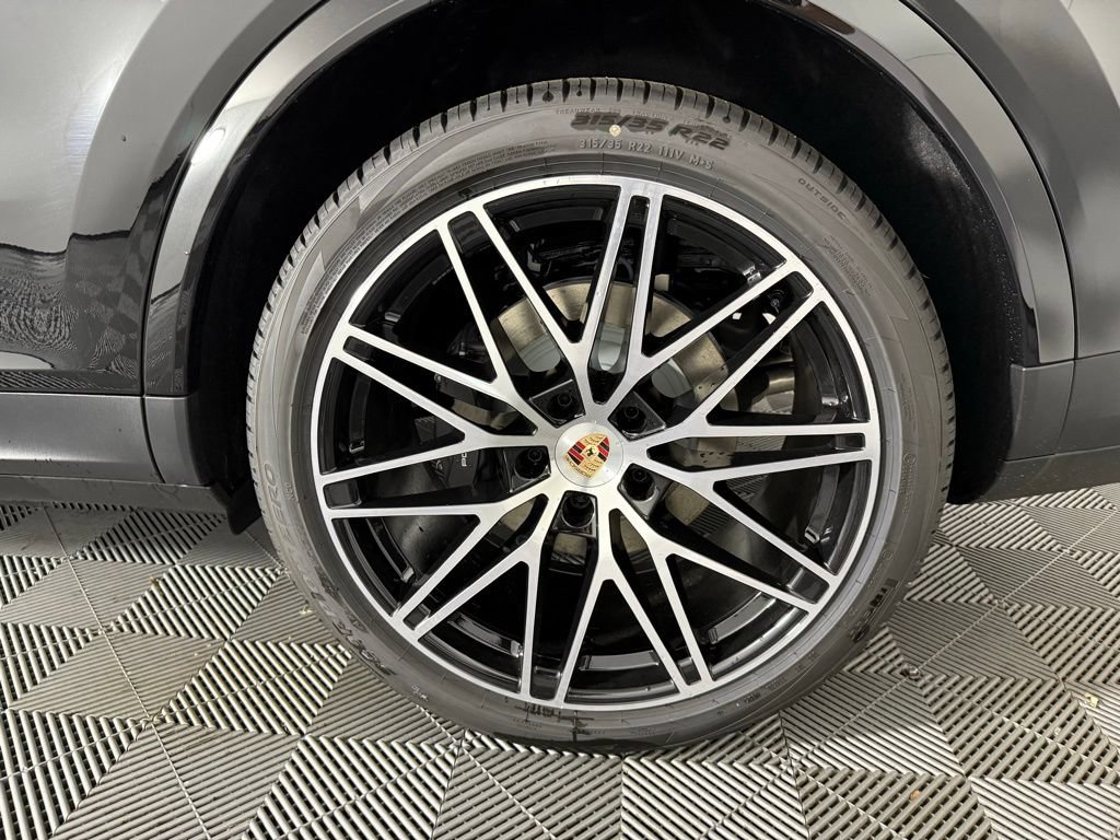 Certified 2026 Porsche Cayenne Coupe AWD/4WD image 11