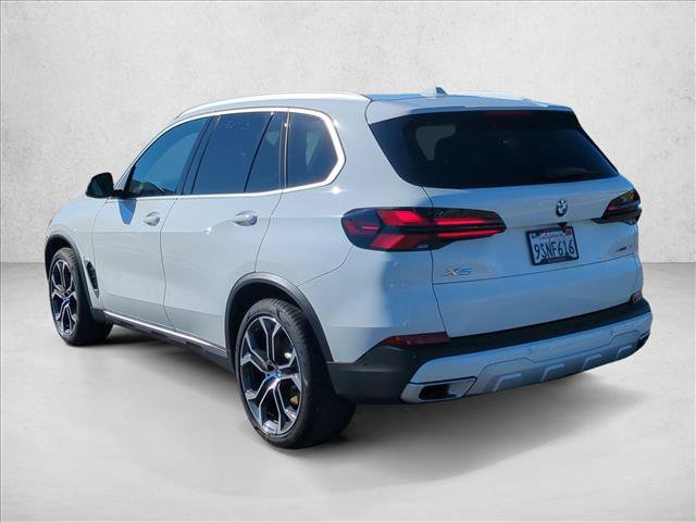 Used 2025 BMW X5 sDrive40i w/ Parking Assistance Package image 8