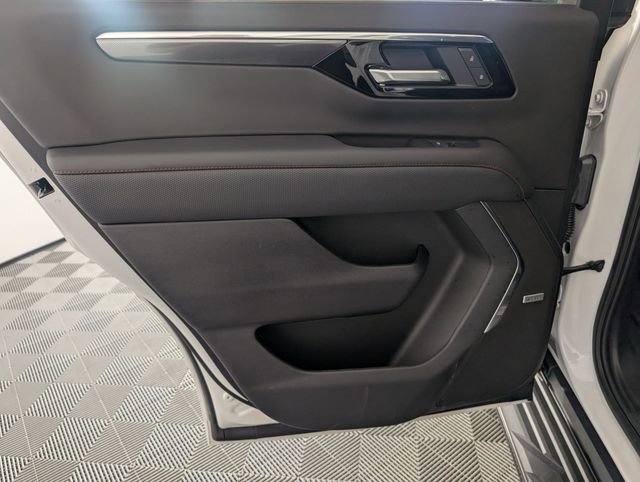 Used 2025 Chevrolet Tahoe RST w/ RST Capability Package image 32