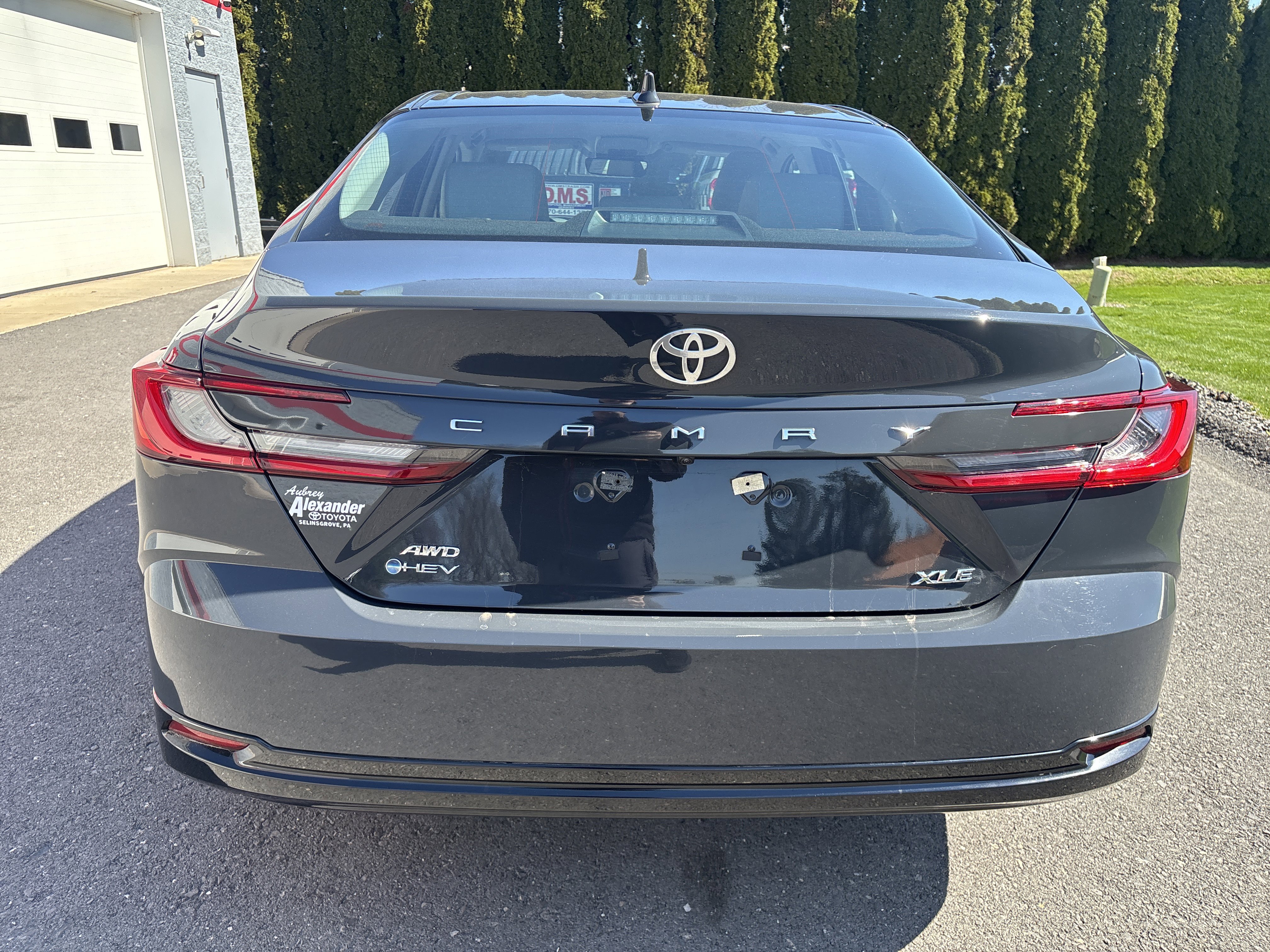 Certified 2025 Toyota Camry XLE AWD/4WD image 4